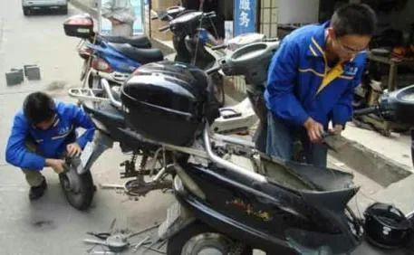 附近修电瓶上门维修电话_附近修电瓶车维修_电瓶附近维修修车电话